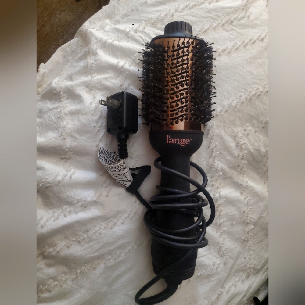 Lange brush blow dryer